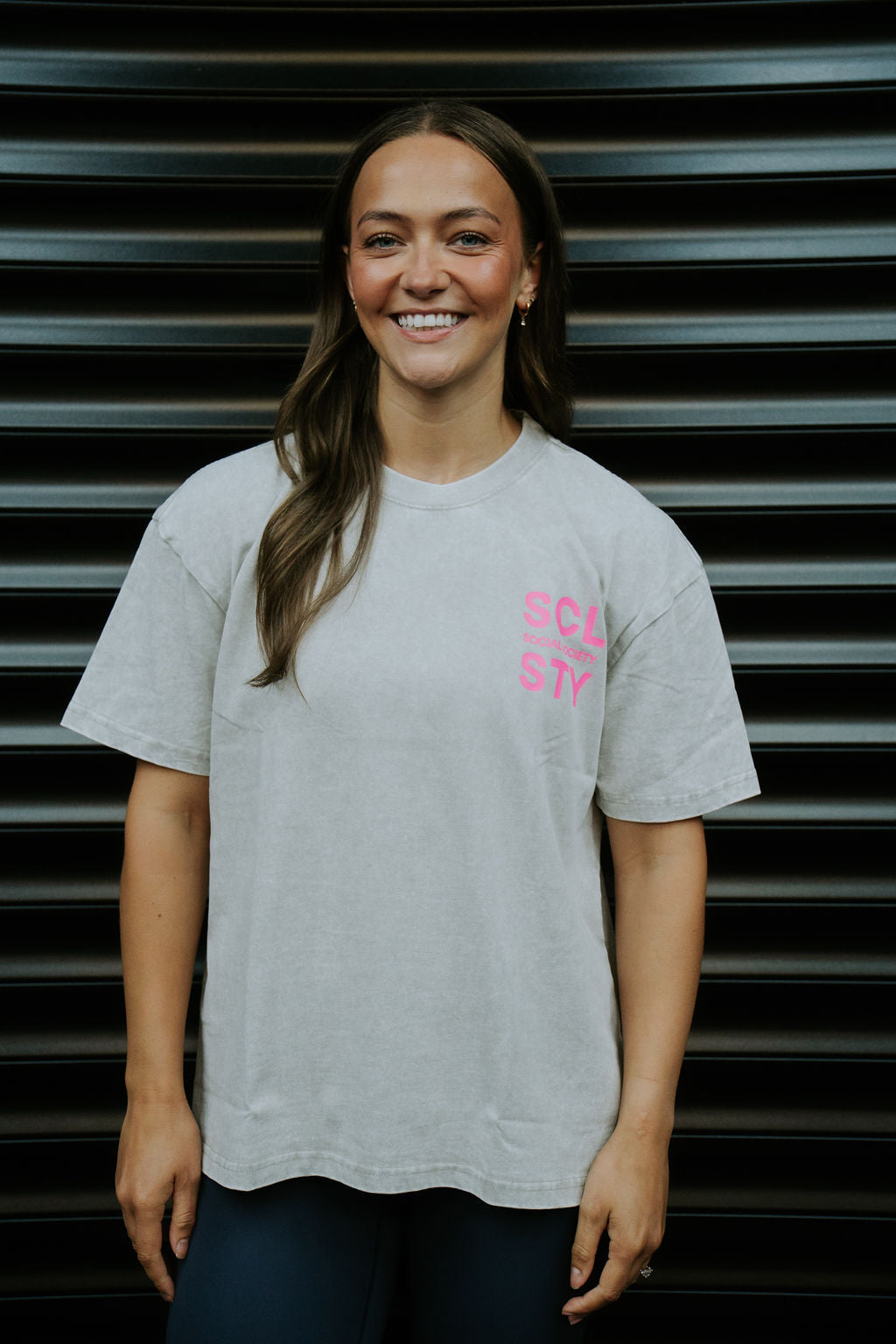Oversized T-shirt - Grey & Neon Pink