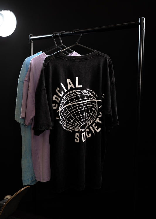 Oversized Black T-Shirt - Social Edition